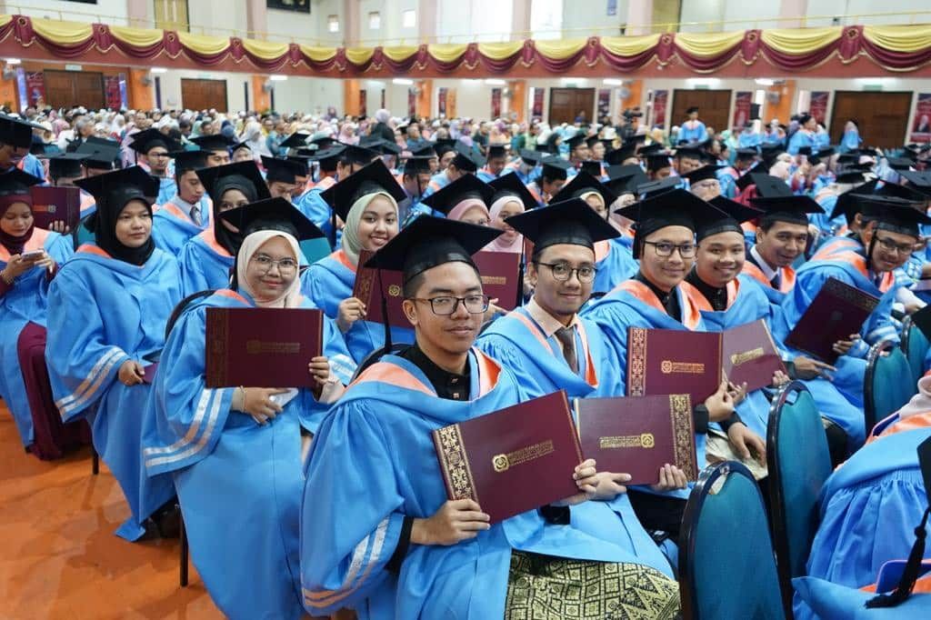 Selangor tanggung hampir separuh kos pengajian 4,000 mahasiswa
