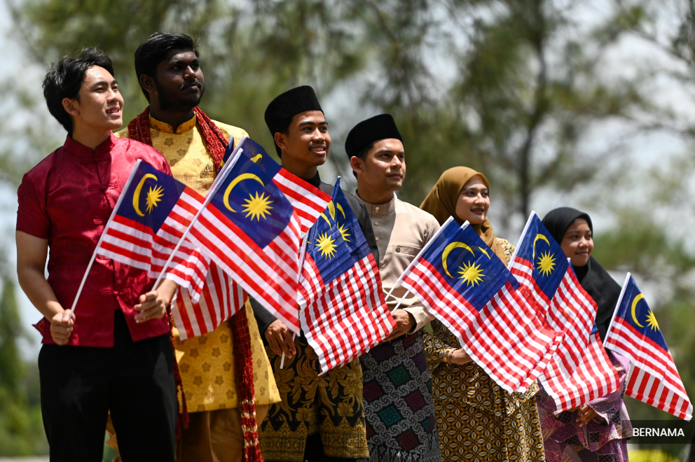 Sultan Selangor: Jalur Gemilang simbol perpaduan milik semua rakyat