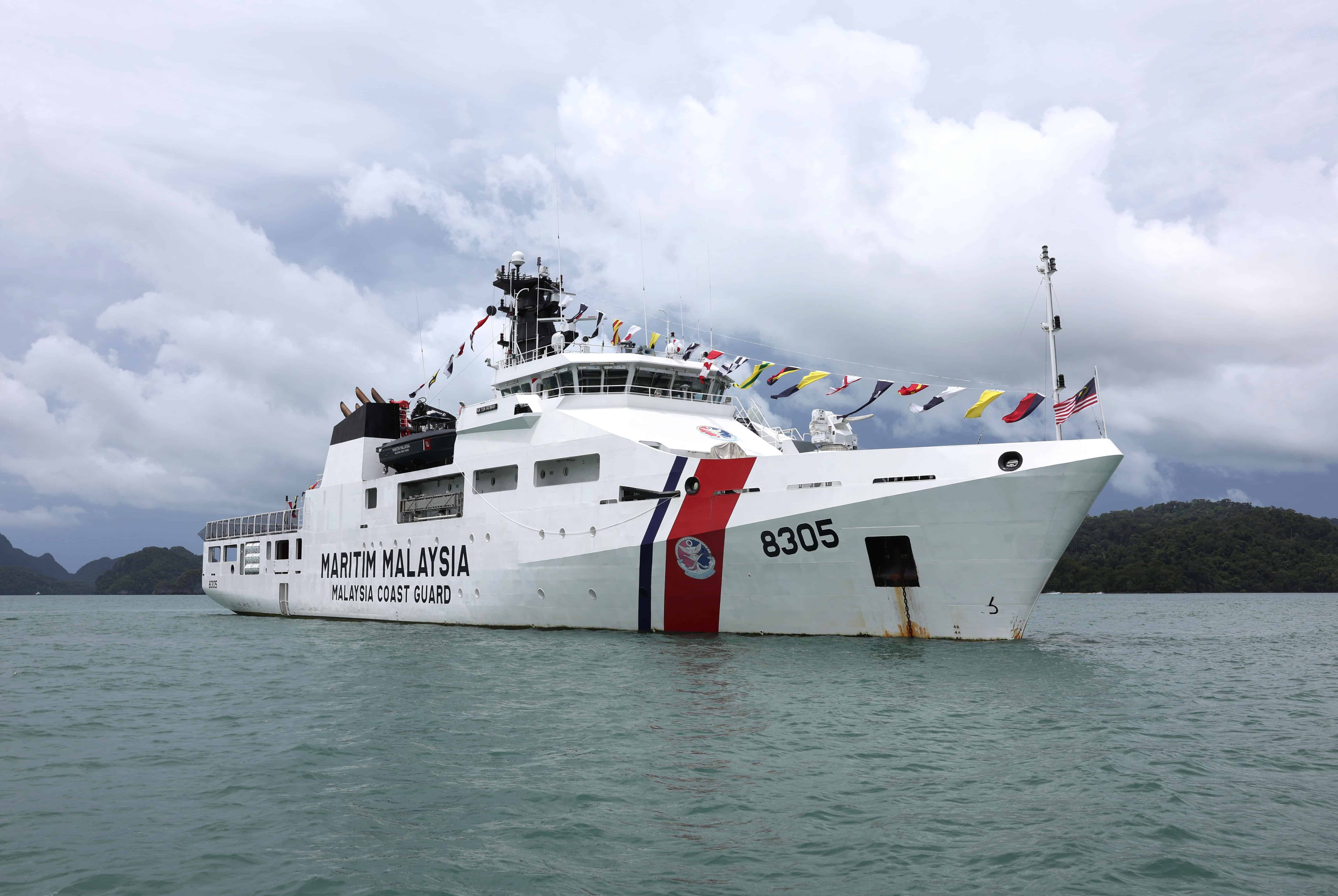 Aidilfitri di laut: Pengorbanan anggota Maritim jaga keselamatan perairan