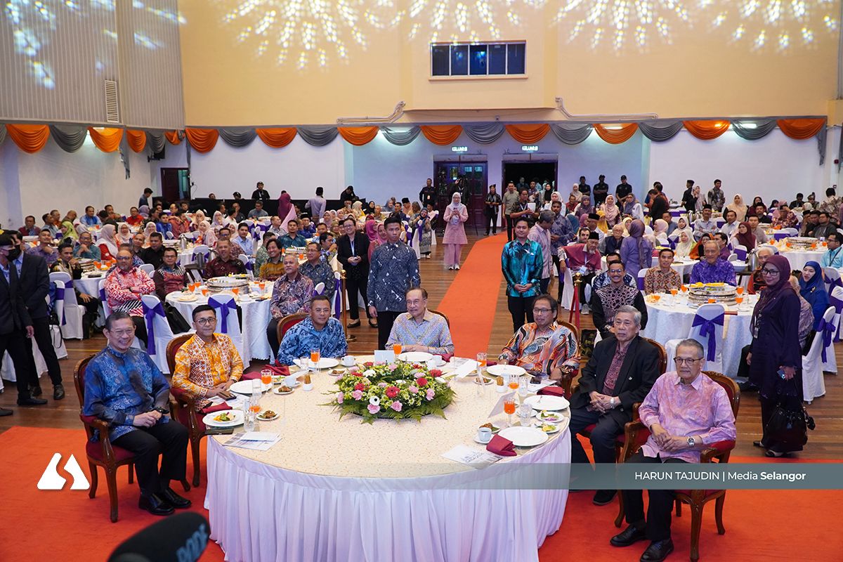 Bina rumah ibadat: Ketepikan politik, semua kerajaan negeri digesa patuhi peraturan – PM