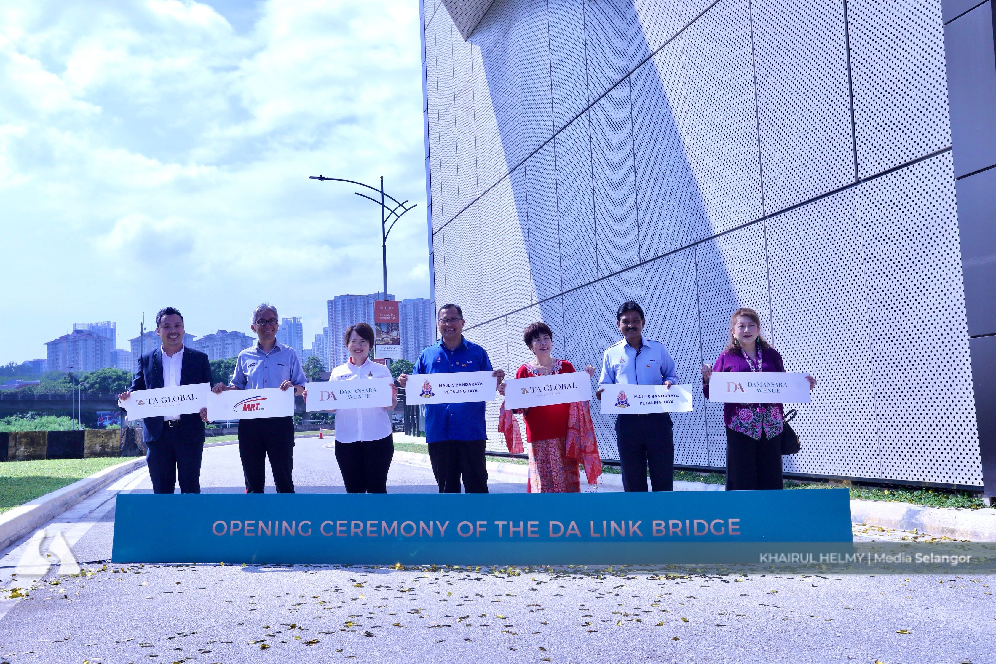 Jambatan pejalan kaki Damansara Avenue dibuka, mudahkan akses MRT