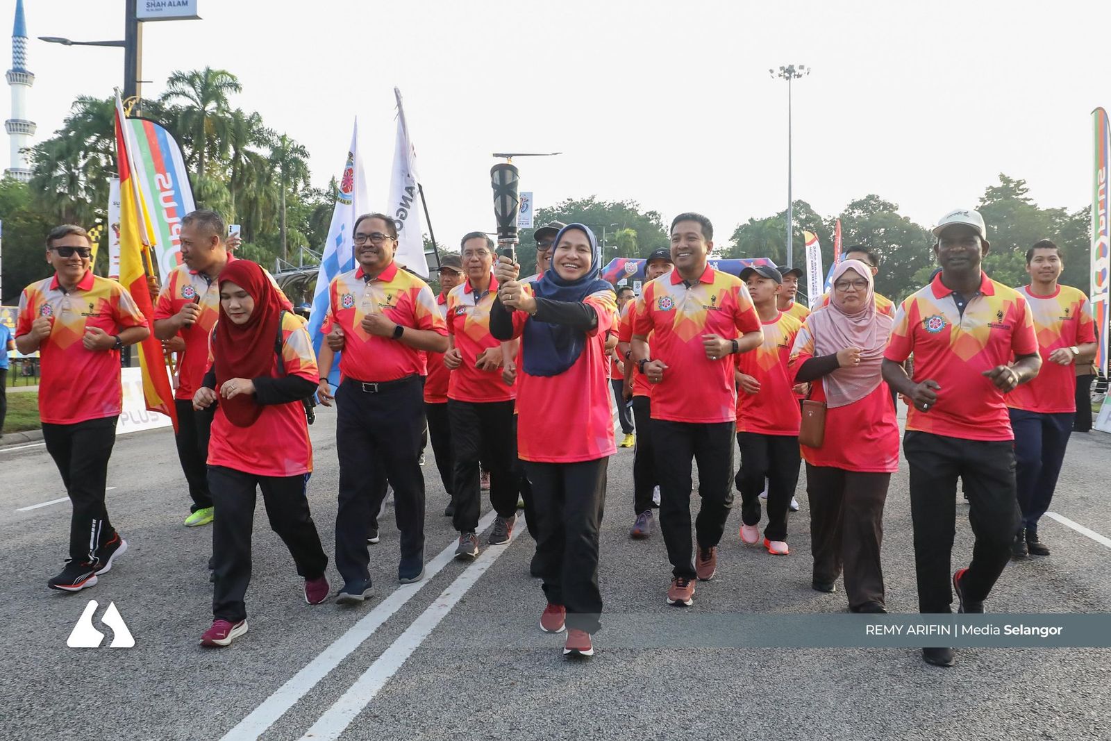 SUKMA 2026: Larian obor buka tirai di Shah Alam, semarak kebersamaan ke seluruh daerah