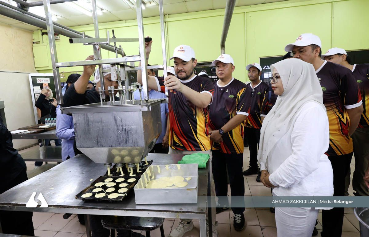 Jelajah GRS 2.0: Tengku Amir Shah berkenan lawat kilang bahulu di Hulu Langat 