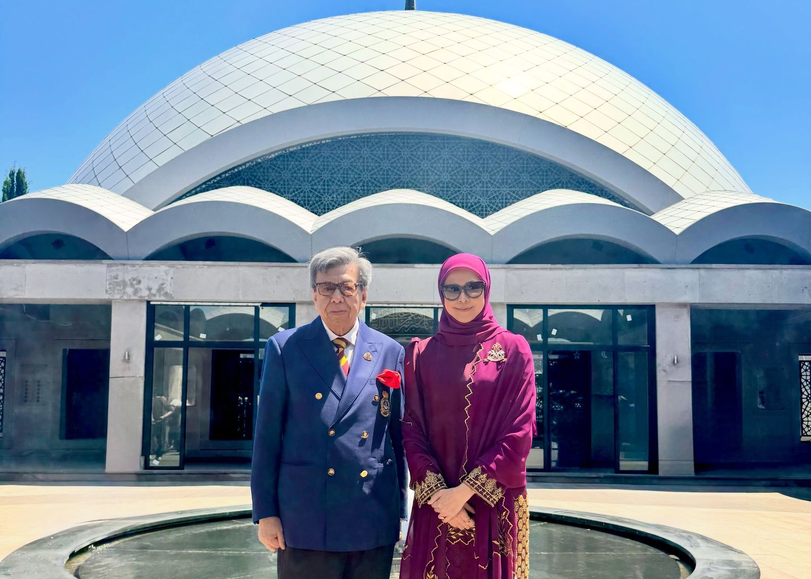 Sultan, Permaisuri Selangor lawat Masjid Sakirin Istanbul, kagum seni bina moden unik