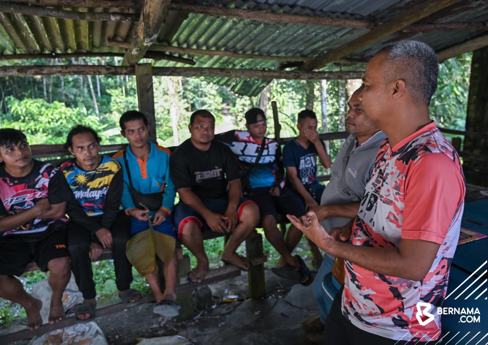 Sukarelawan Orang Asli janji terus cari Jaslinda walau operasi SAR ditamatkan