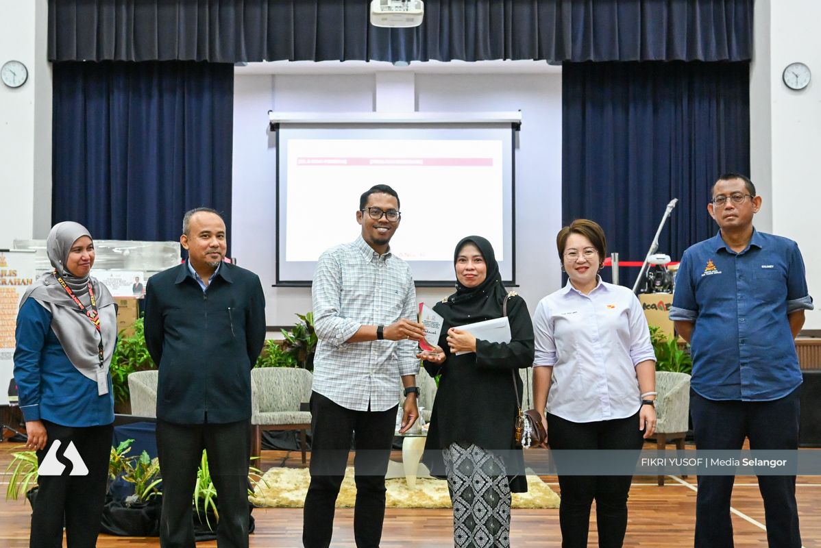 Bantuan peralatan Blueprint Selangor bantu peniaga sasar gandakan jualan harian
